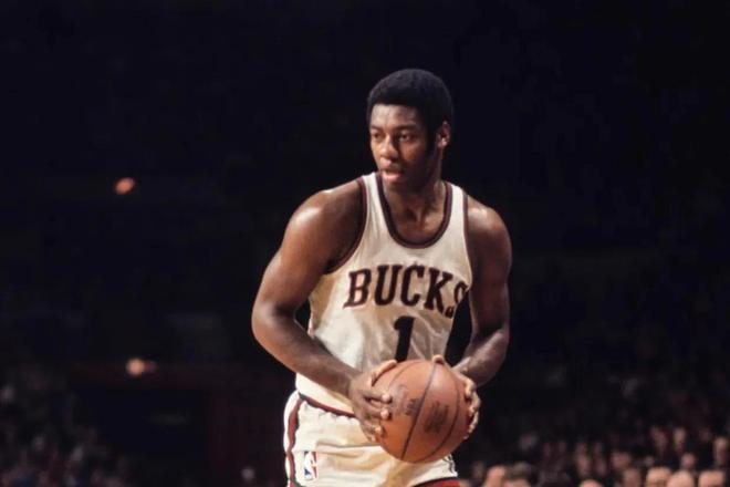 而猛龙队在 而猛龙队在